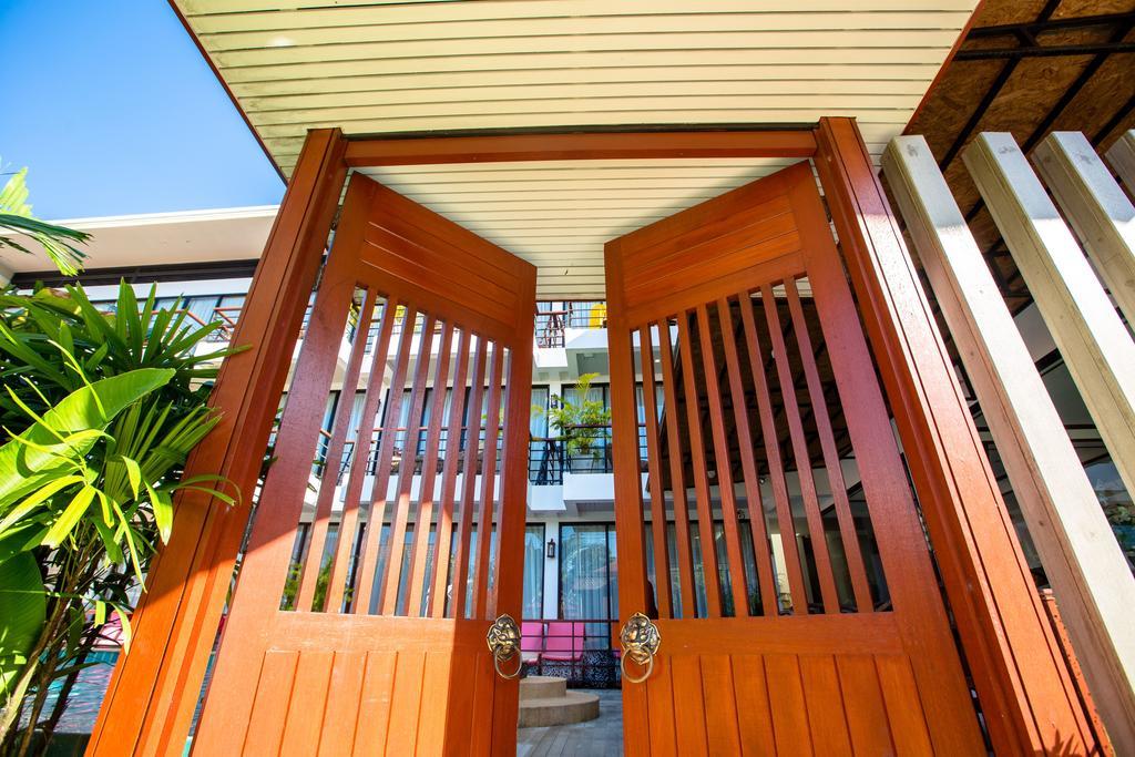Hotel Miracle House Rawai Exterior foto