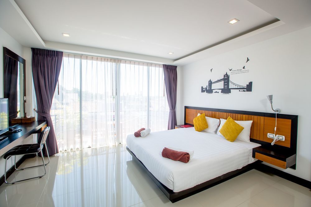 Hotel Miracle House Rawai Exterior foto