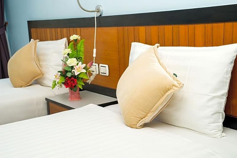 Hotel Miracle House Rawai Exterior foto