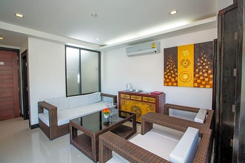 Hotel Miracle House Rawai Exterior foto