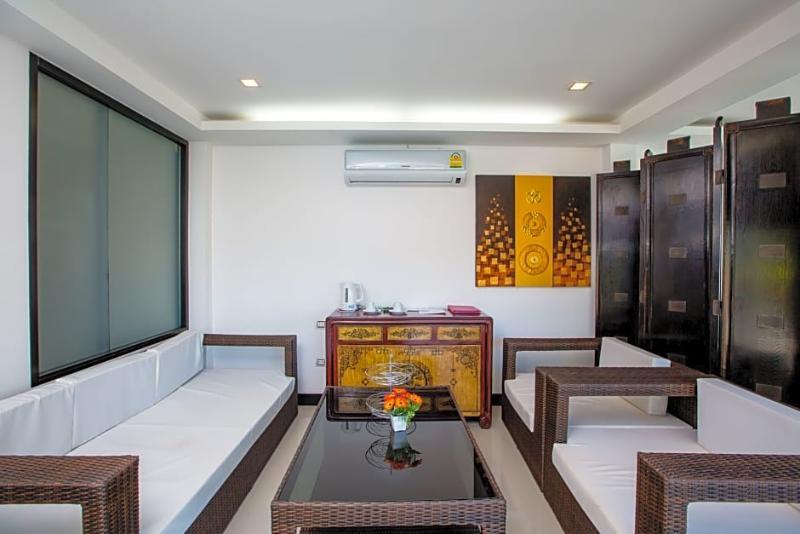 Hotel Miracle House Rawai Exterior foto