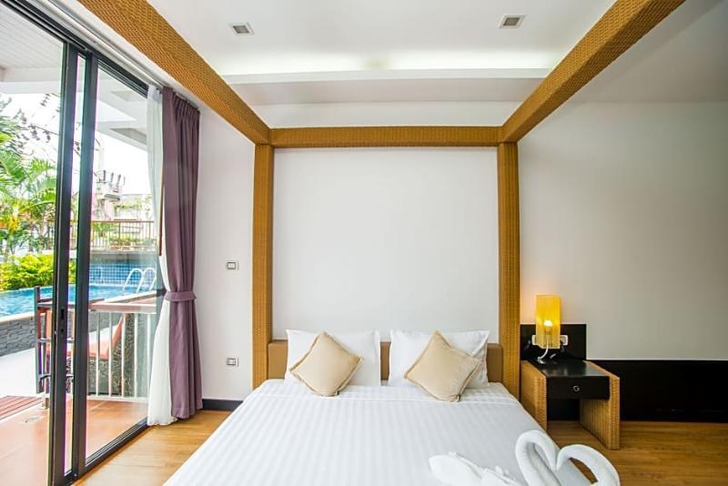 Hotel Miracle House Rawai Exterior foto